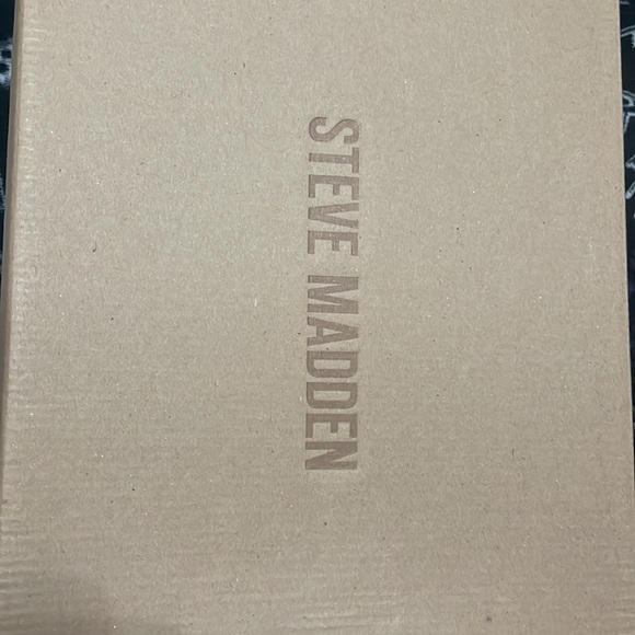 Steve Madden Shoes - Brand new never worn Steve Madden boots